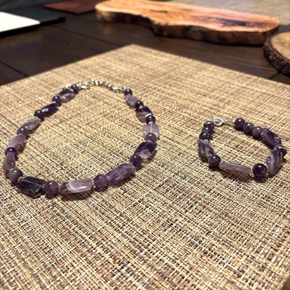 Chevron Amethyst Purple/Lavender Gemstones Necklace Bracelet Set - Picture 4 of 8
